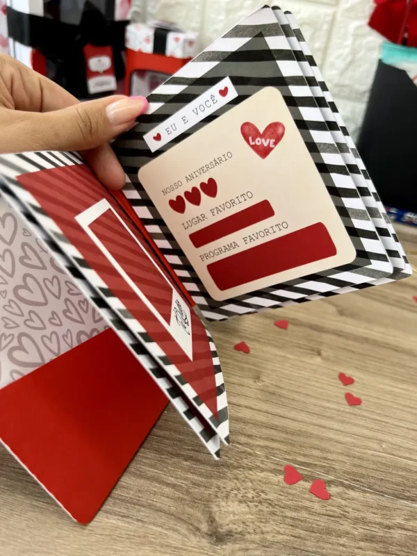Recortes Românticos em Studio para Personalização - Imagem 9