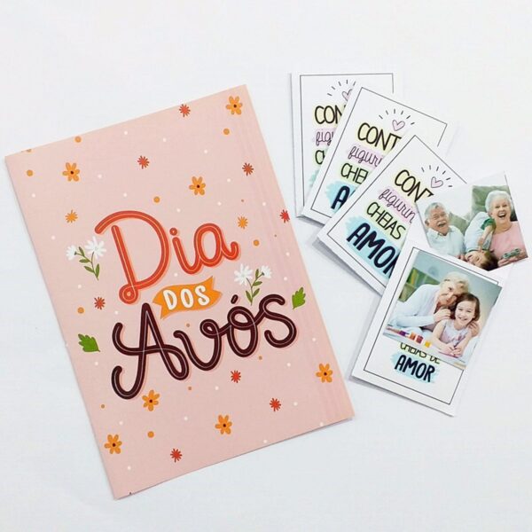Álbum de Figurinhas Dia dos Avós - Arquivo Digital - Imagem 2
