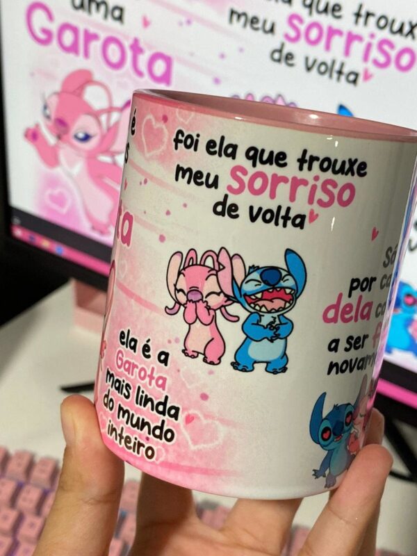 Arte Caneca Ela Não É Apenas Uma Garota - Angel Stitch - Imagem 4