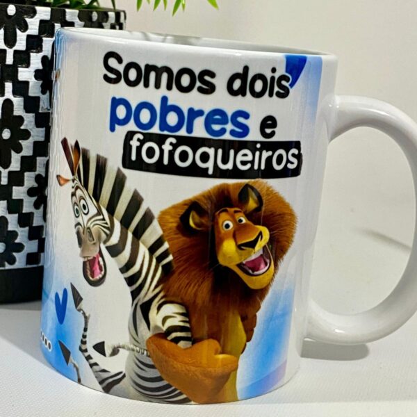 Arte Caneca Pobres e Fofoqueiros Madagascar Dia do Amigo Png