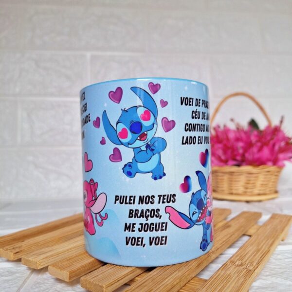 Arte Caneca Stitch a Primeira Vez Que Te Beijei - Imagem 2