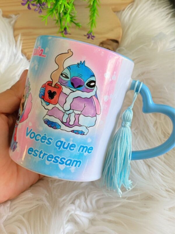 Arte Caneca Stitch Vocês Que Me Estressam - Imagem 4