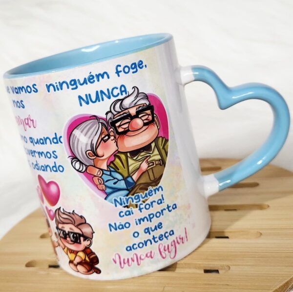 Arte Caneca Up Aventuras - Png - Imagem 3