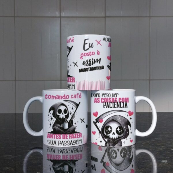 Arte Digital Caneca Amostradinho Frases - Imagem 3