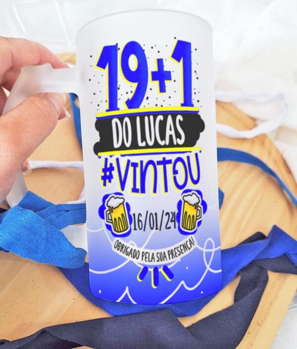 Artes Digitais Canecas de Chopp Aniversário - Imagem 2