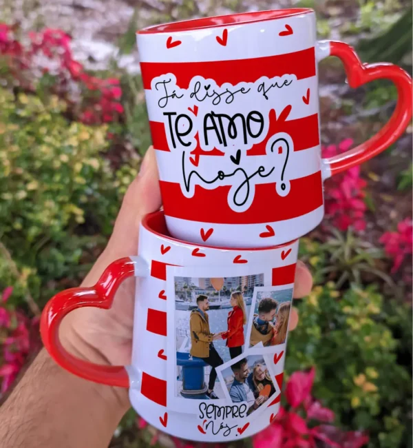 Transforme Canecas em Presentes de Amor com Artes Editáveis
